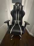 Sprzedam krzeslo Diablo Chairs X-One
