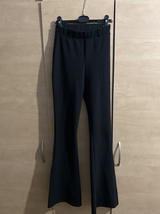 кльош штани stradivarius