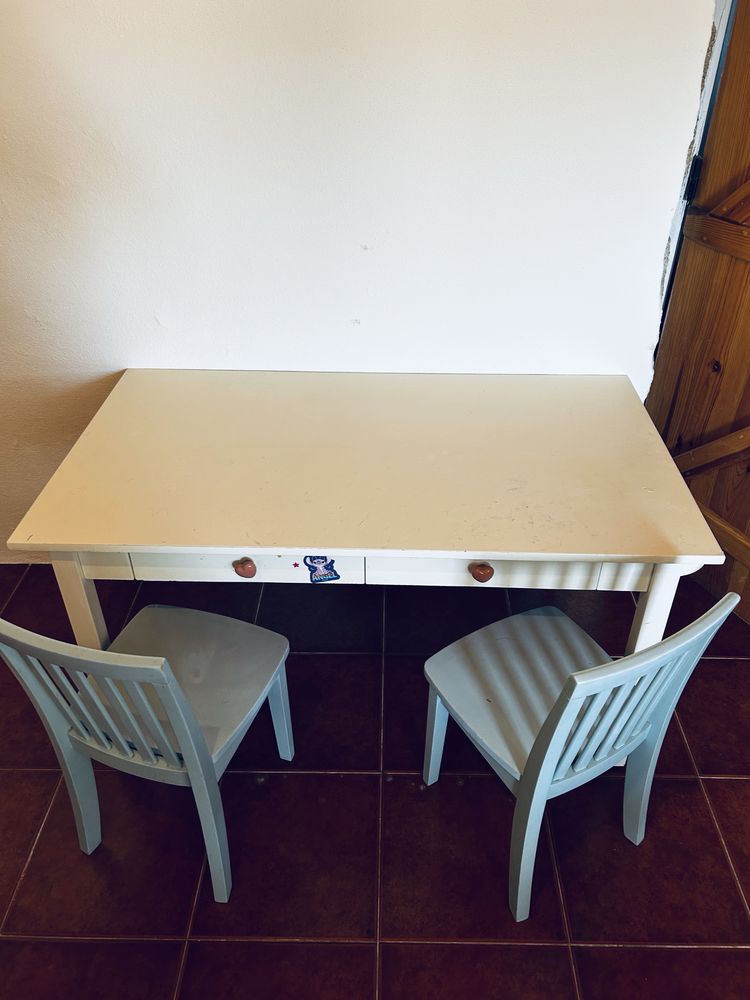 Secretaria Pottery Barn e 2 cadeiras