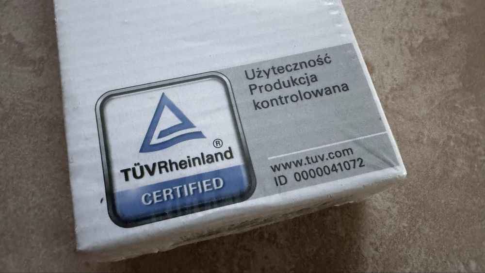 Moskitiera z aluminiową ramą - nowa w folii