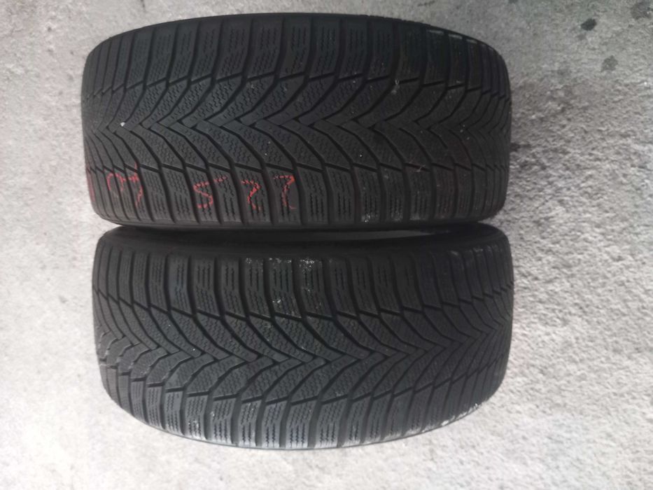 4 Pneus 225/40R18 seminovos