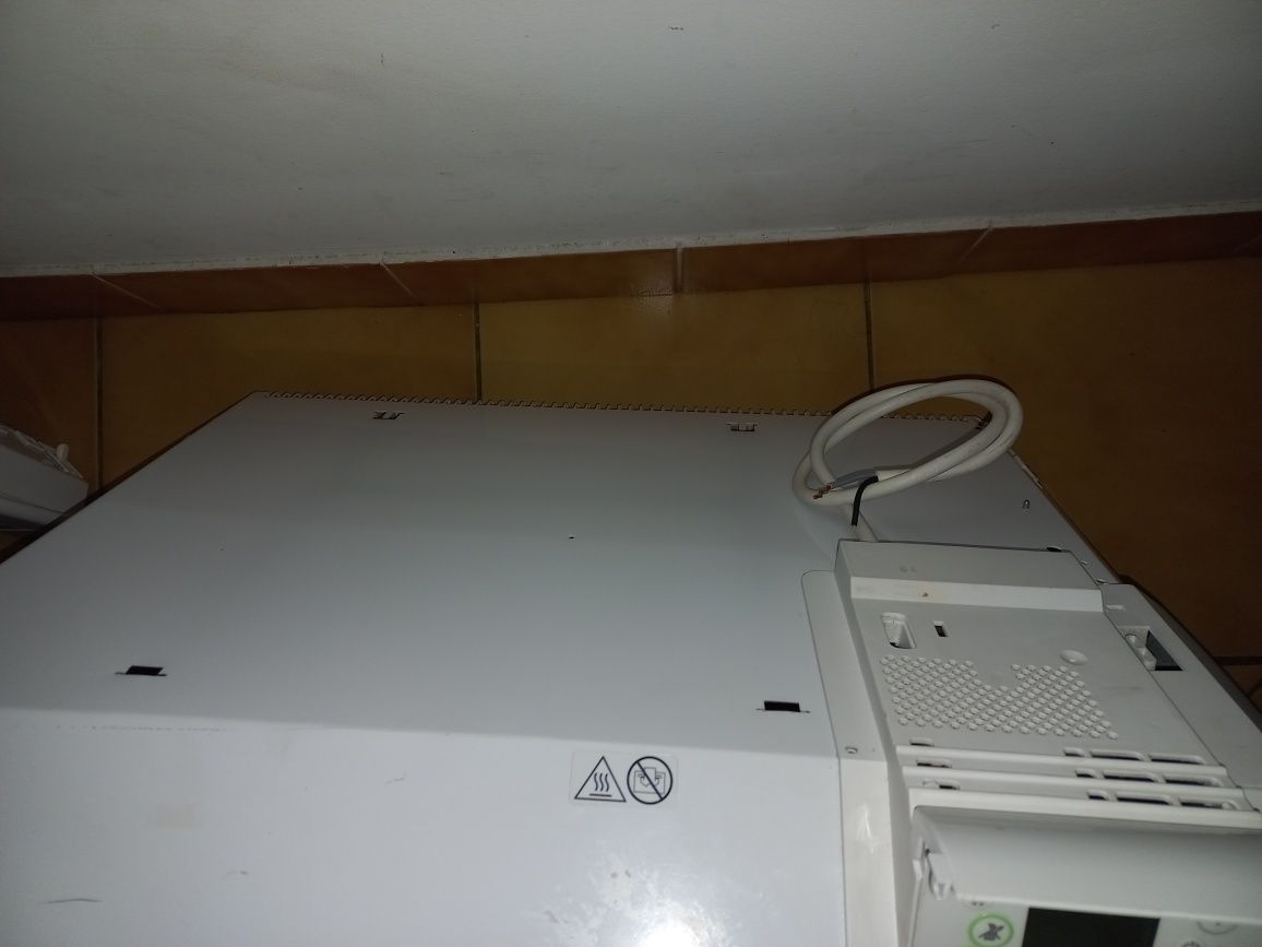 3 Aquecedores elétricos de parede