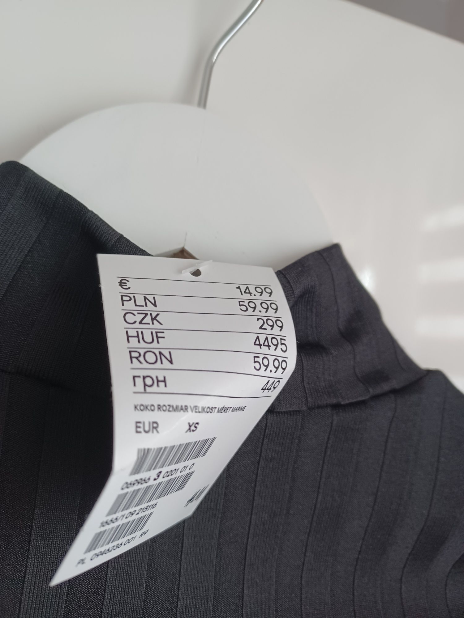 Koszulka H&M  na stójce z metkami