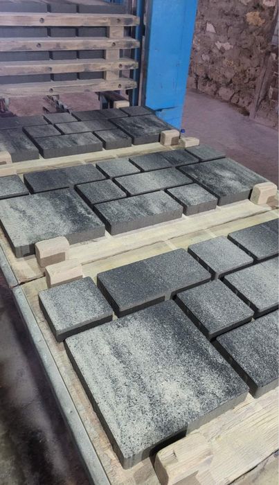 Тротуарная плитка Лайнстоун