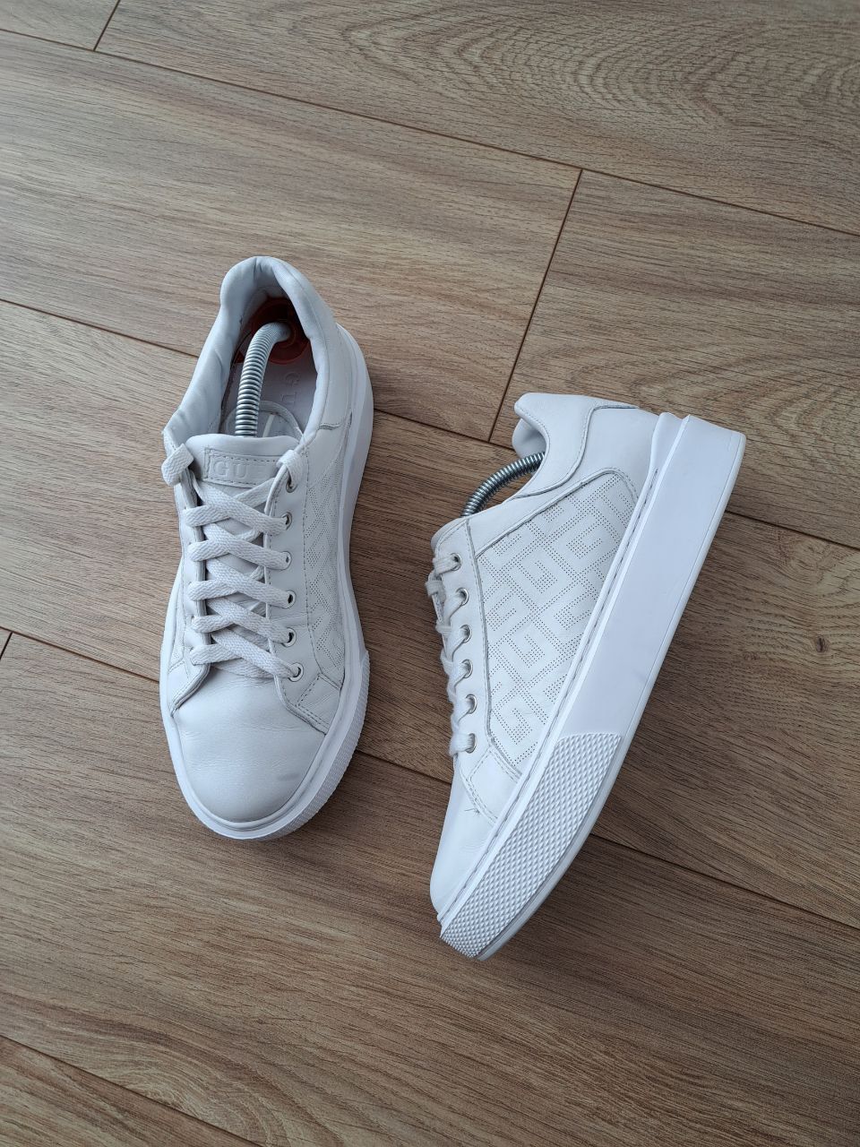 Кеди оригінал Guess шкіра