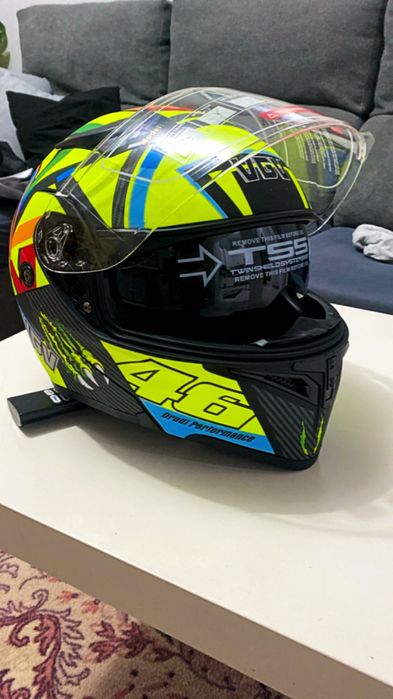 Capacete tamanho L novo