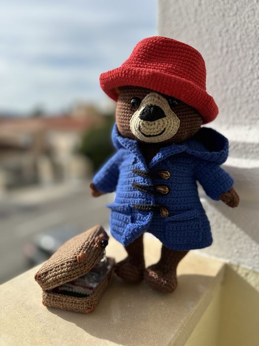 Urso Paddington de Crochê – Feito à Mão com Carinho
