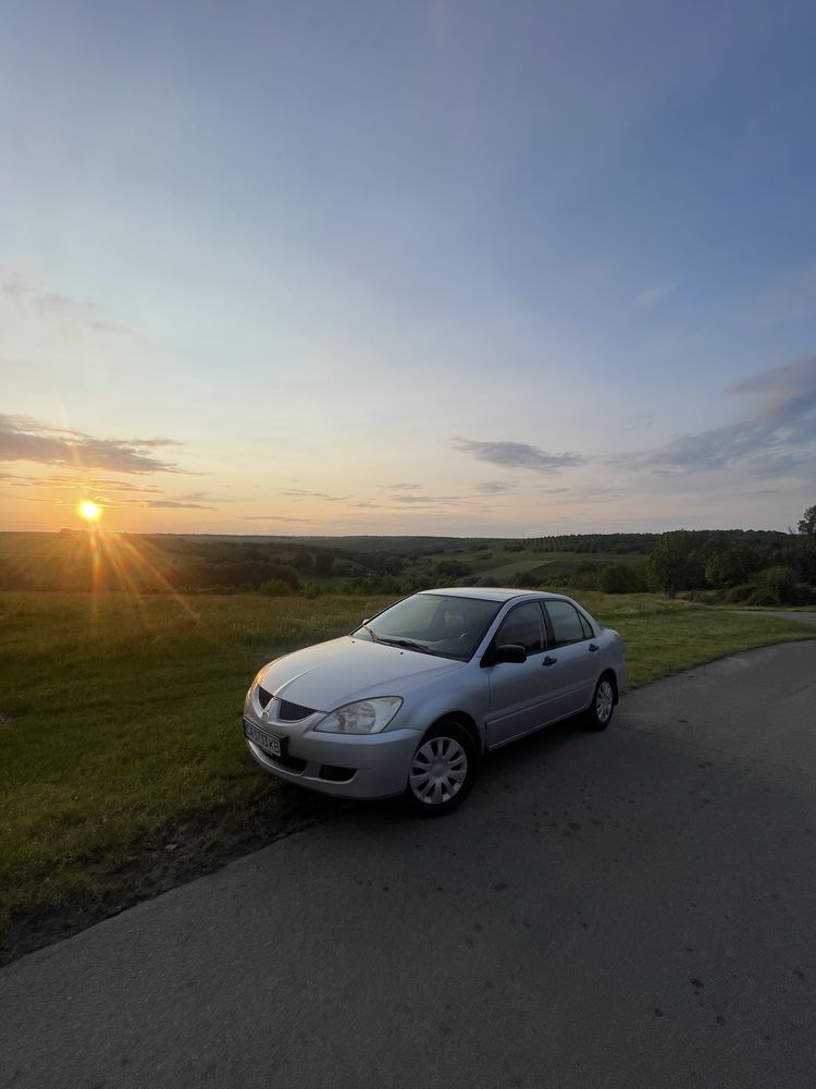 Mitsubishi lancer 9