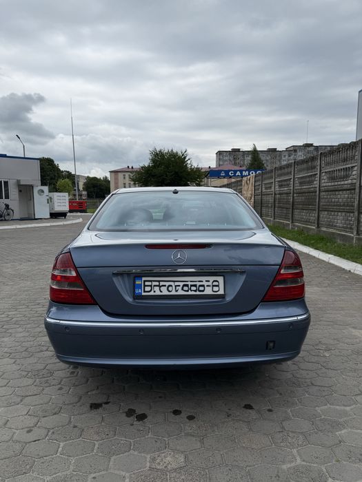 Автомобіль Mercedes-benz 2003 року в гарному стані. Телефонуйте
