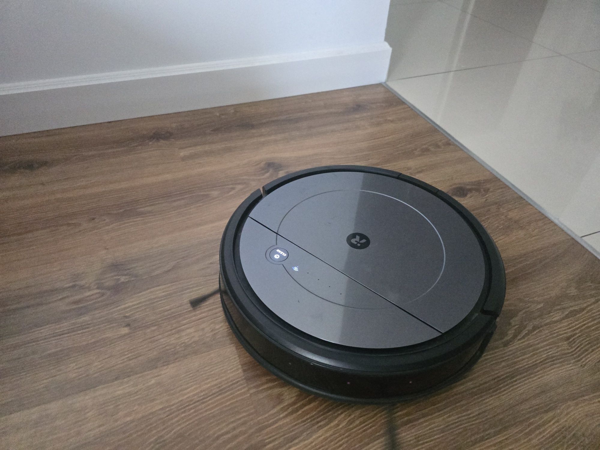 iRobot Roomba Combo – Inteligentny robot odkurzająco-mopujący