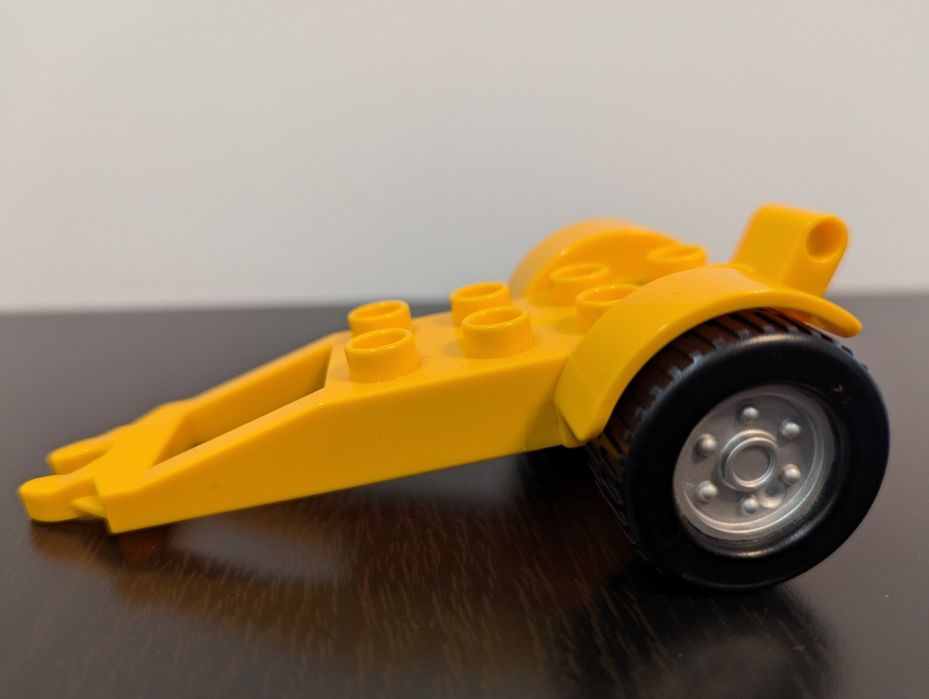 LEGO DUPLO traktor z zestawu 10524