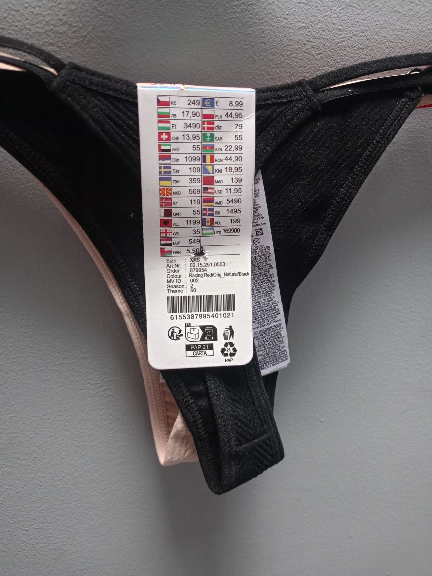 Komplet stringów roz XXS nowe 3 pack Censored