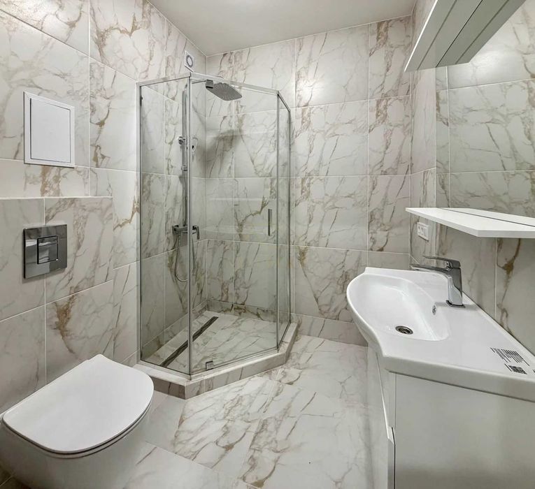 Продаж 1-кімнатної квартири з краєвидом на річку