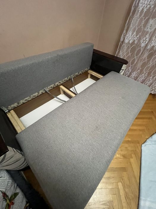 Диван,двох спальний.