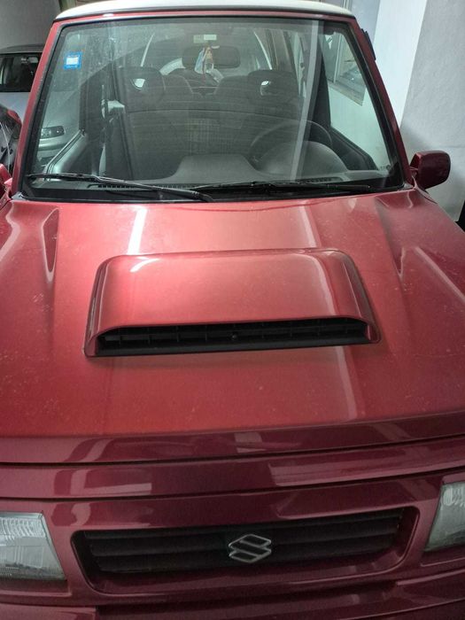 Suzuki Vitara Canvas Top 1.9 TD (1996)