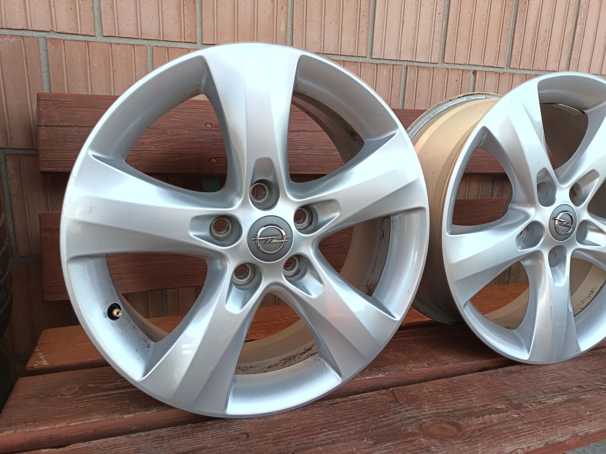 Felgi 5x115 R17 Opel