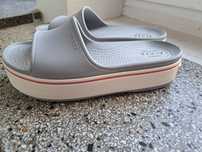 Crocs damskie ubrane 2 razy