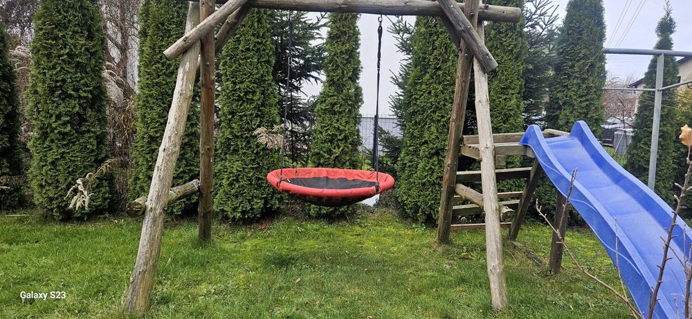 Plac zabaw drewniany Pilnie