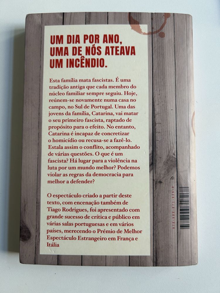 Catarina e a beleza de matar fascistas