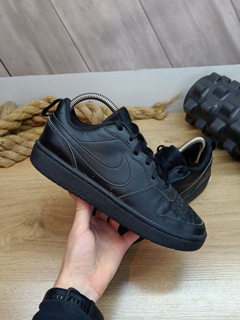 Czarne dziecięce buty sportowe sneakersy Nike Court Borough Low 2