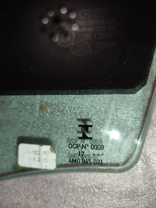 VWAG Audi Q7 2017 переднее левое стекло 4m0845021 оригинал