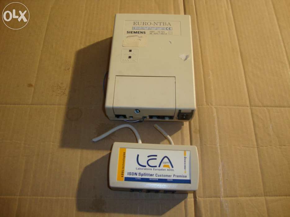 Repartidor ADSL e caixa Multiponto