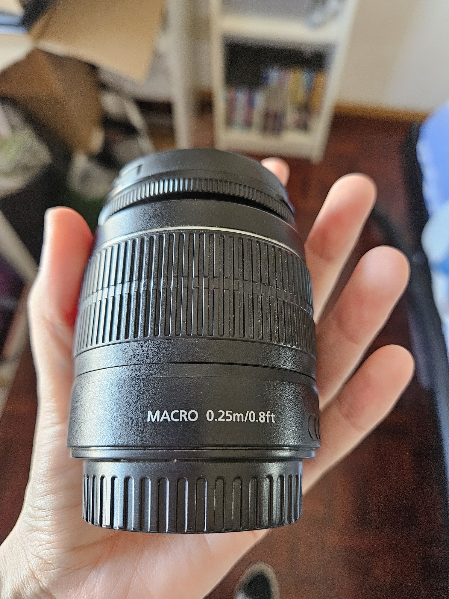 Objetiva Canon 18-55mm