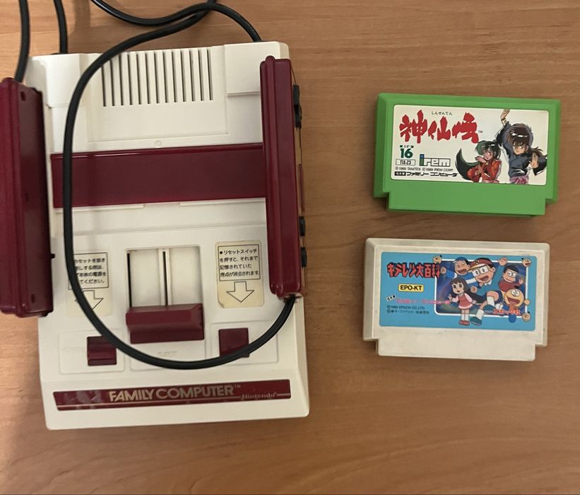 Nintendo famicom оригінал
