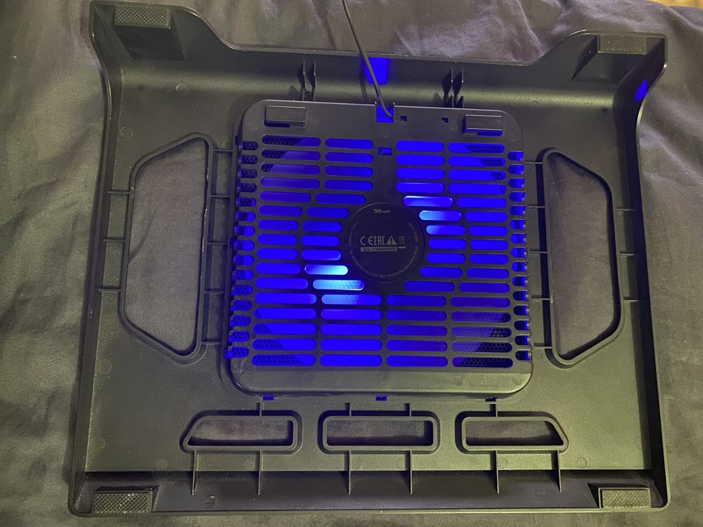Охолоджувальна підставка для ноутбука GTX 220 Trust 20159