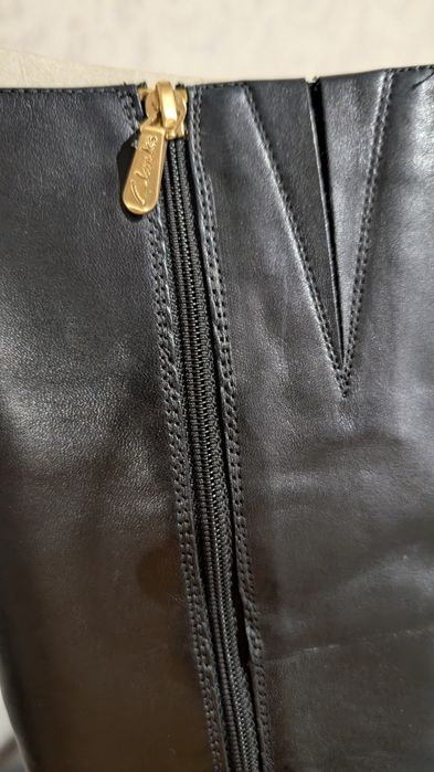 Шкіряні демісезонні сапожки Clarks 41 розмір