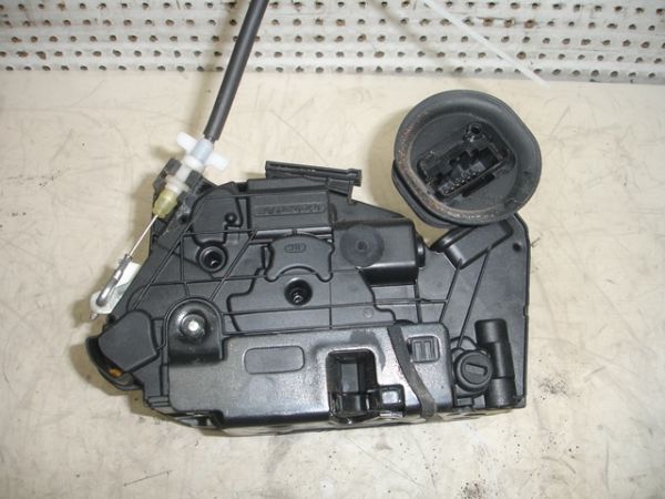 Fechadura / fecho porta trás direito VOLKSWAGEN Golf VI (5K1)