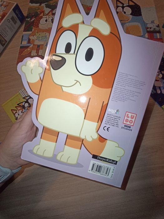 Bluey książki + puzzle + bańki