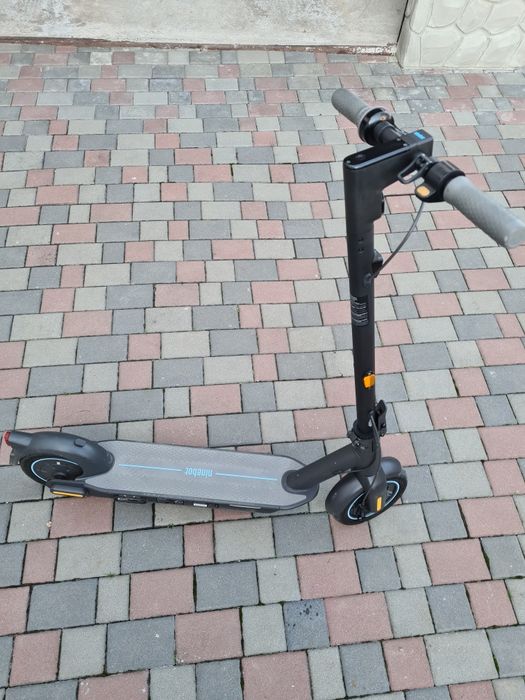 NInebot max g30D ll.