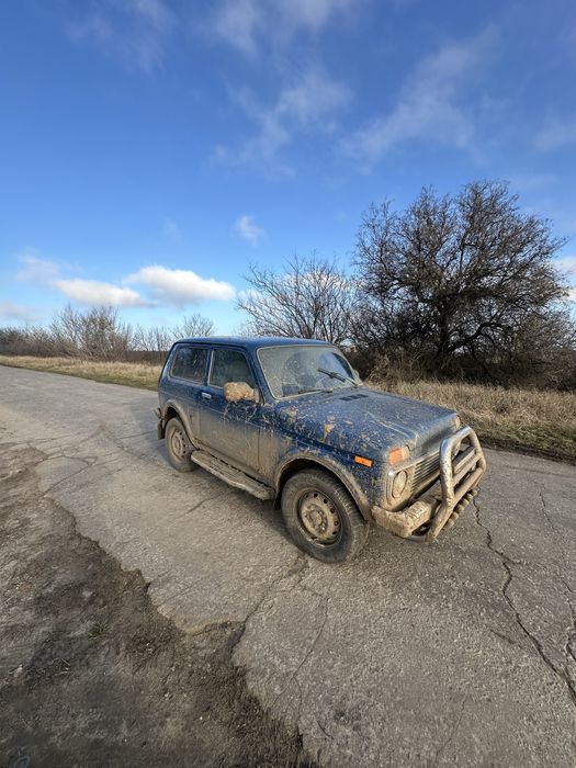 Продам ниву 2011