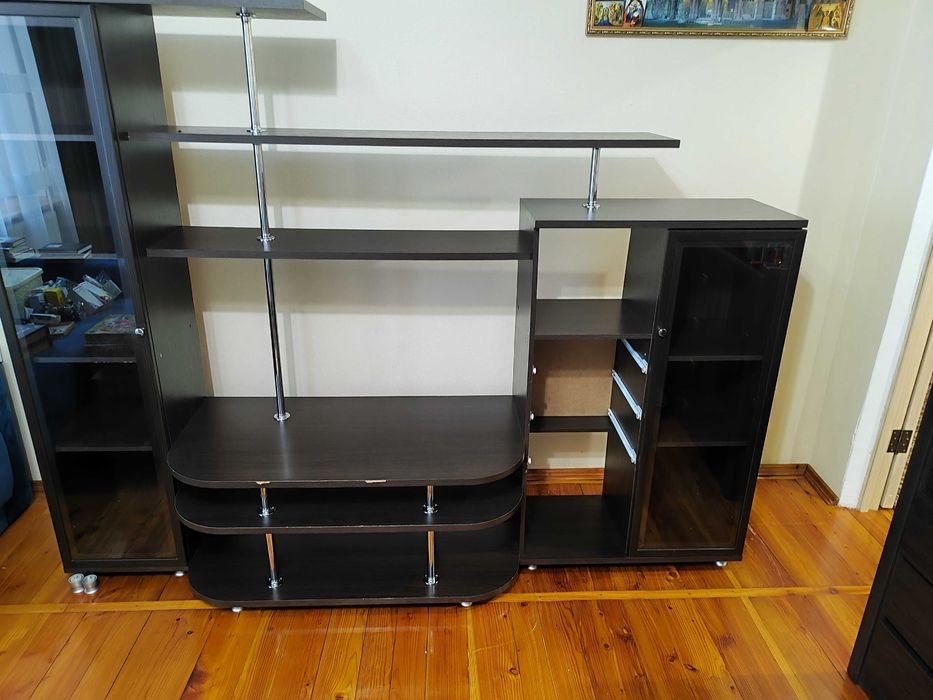 Продам стінку у вітальню