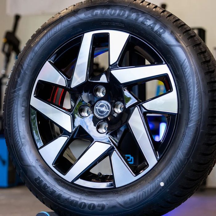 NOWE ORYGINALNE Felgi Opel 17" Mokka B Corsa