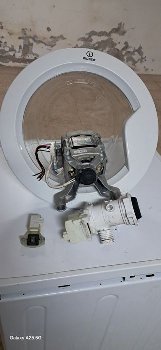 Peças para máquina de lavar roupa.