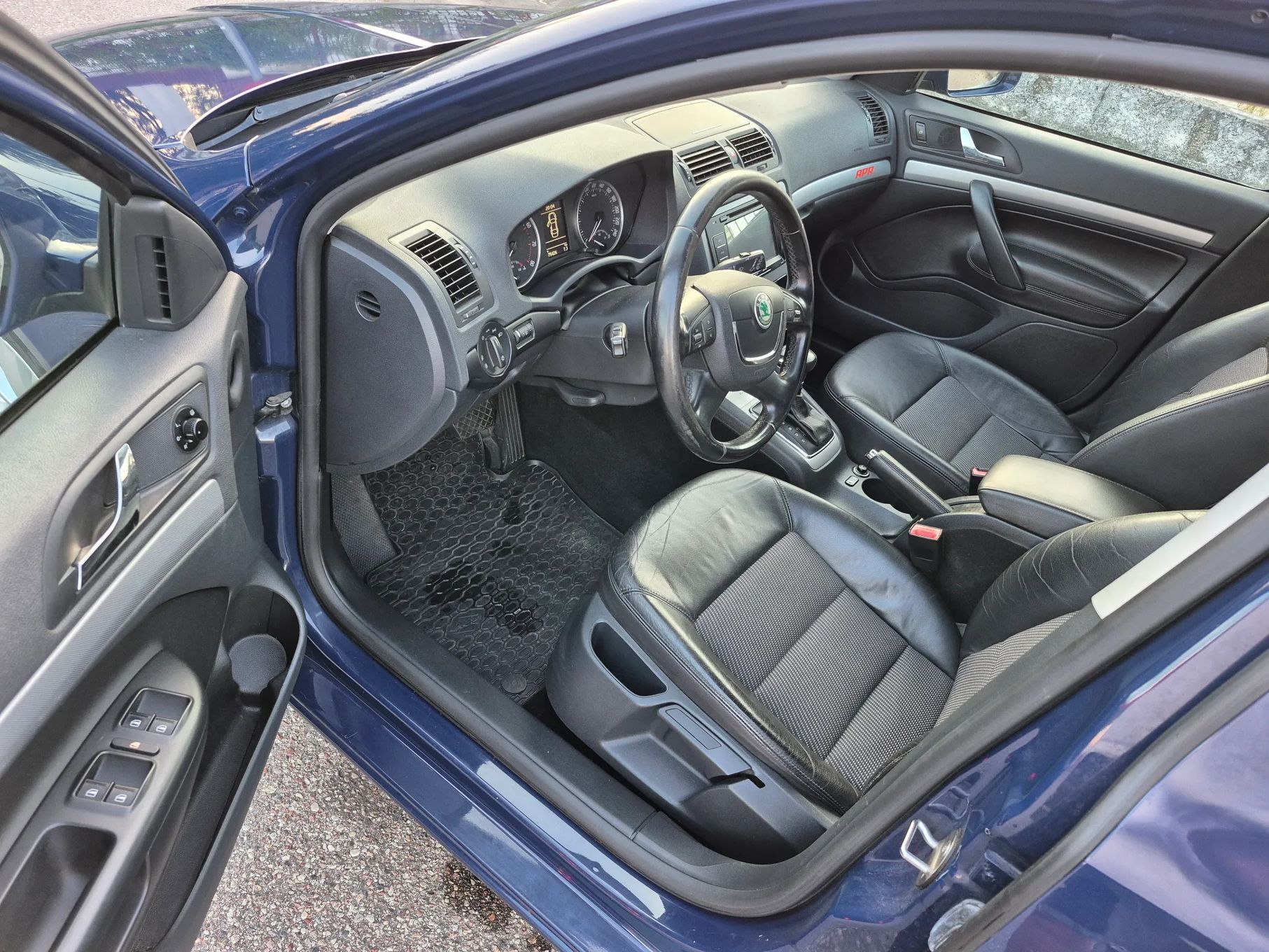Skoda Octavia Nowy kompletny rozrząd i hamulce,gwintowany zawias,tuning APR Stage II