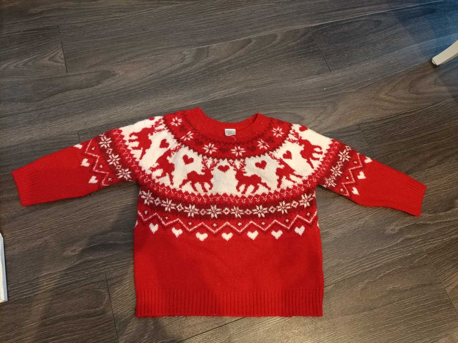 Sweterek świąteczny  rozmiar 116 dla dziewczynki