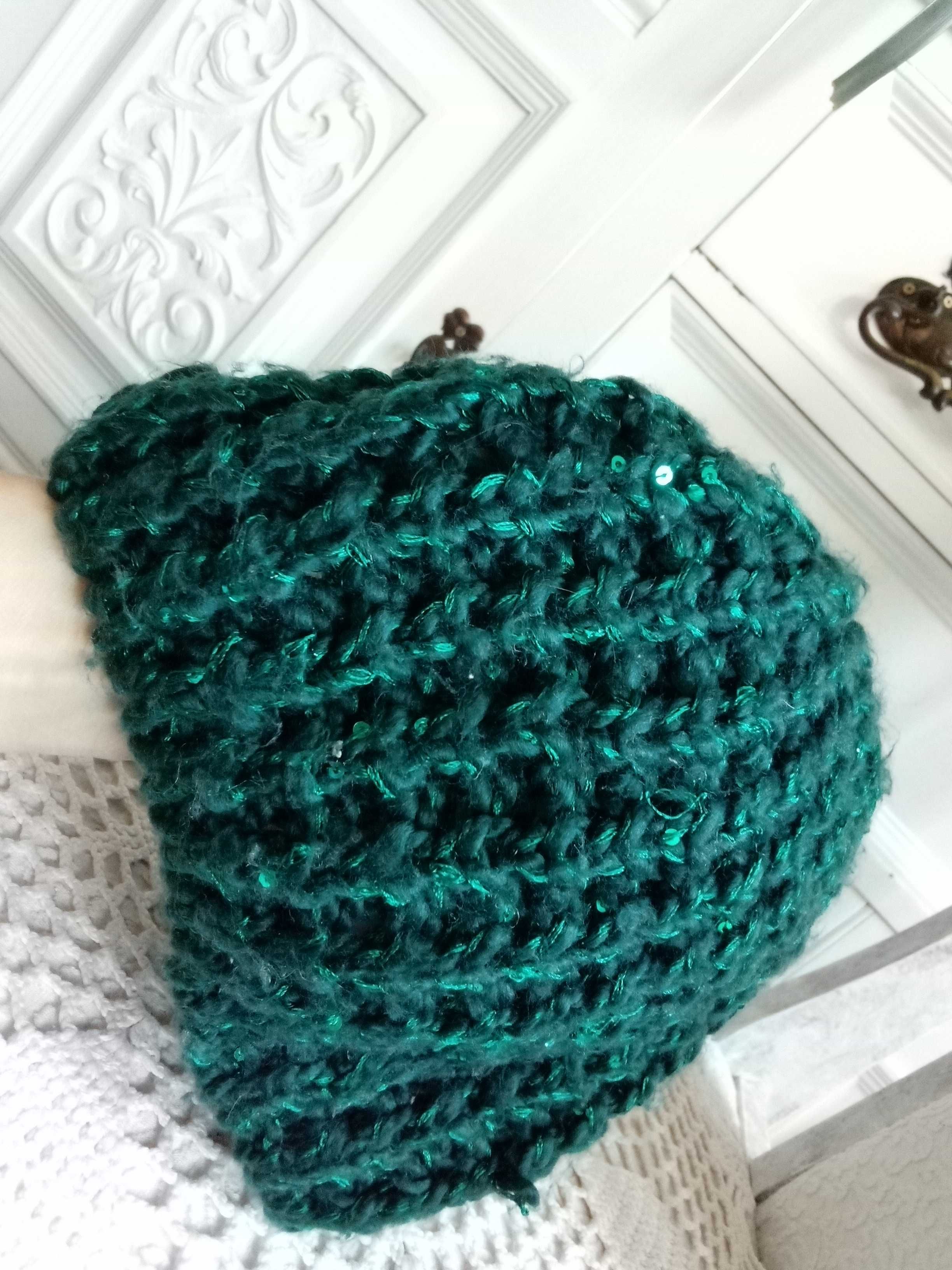 GRATIS czapka damska beret zielona połyskująca