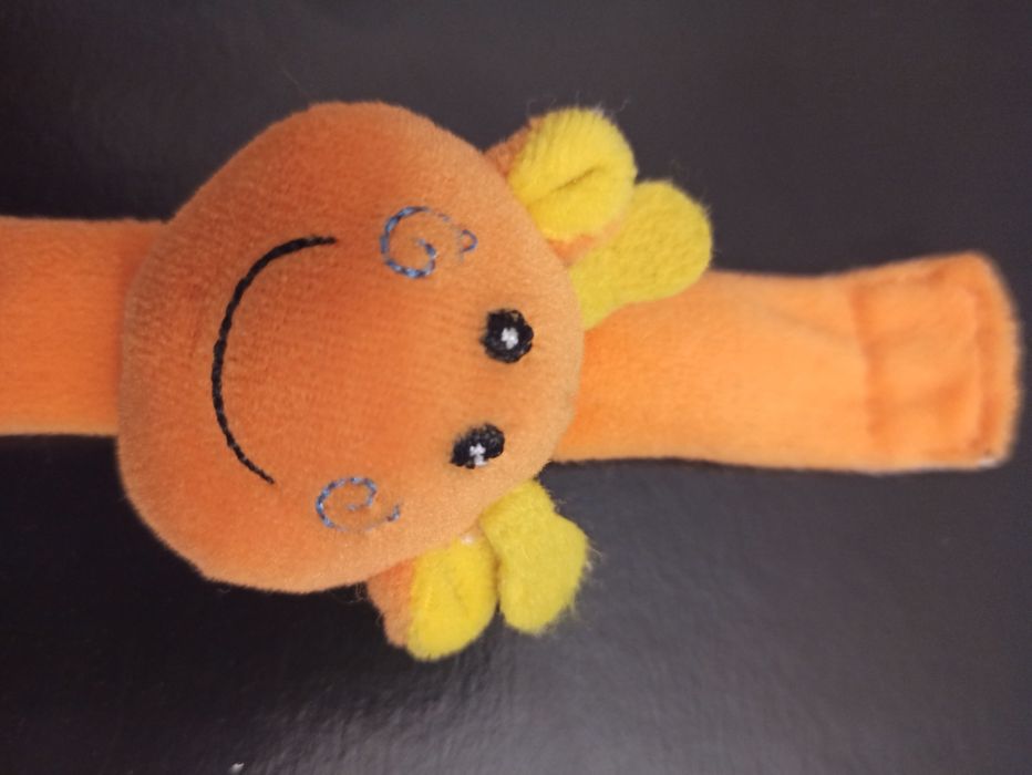 Grzechotka na rączkę lub nóżkę