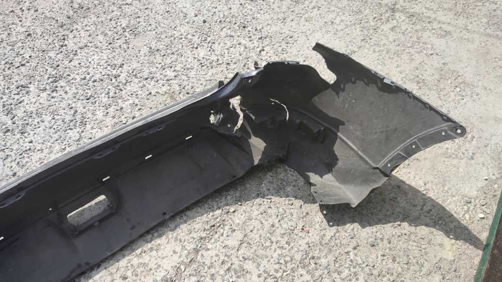 Продам задний бампер nissan rogue T32