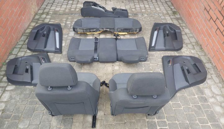 Fotel przedni + kanapa tylna+ boczki+ tunel- opel astra h hatchback