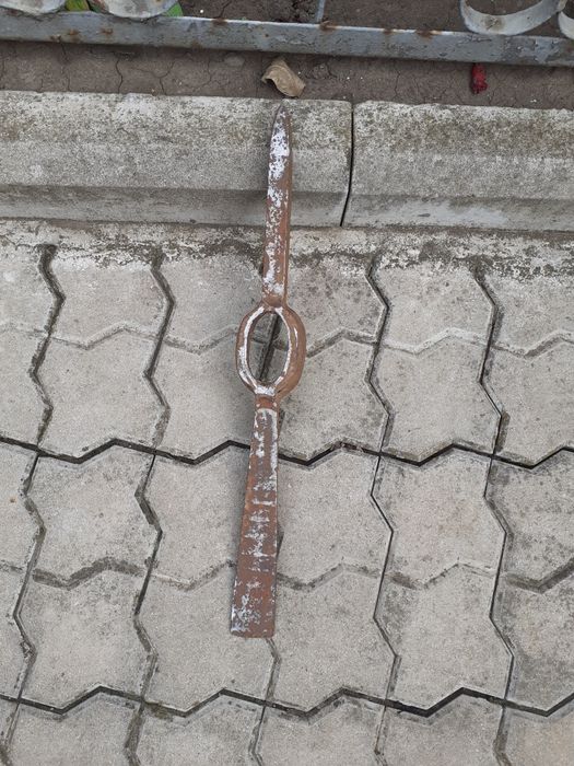 Инструмент строительный.