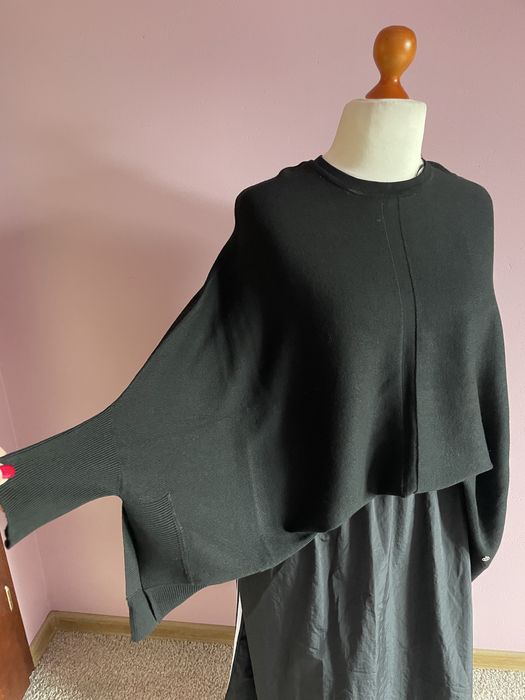Oversizowy sweter MONNARI  czarny 40-48