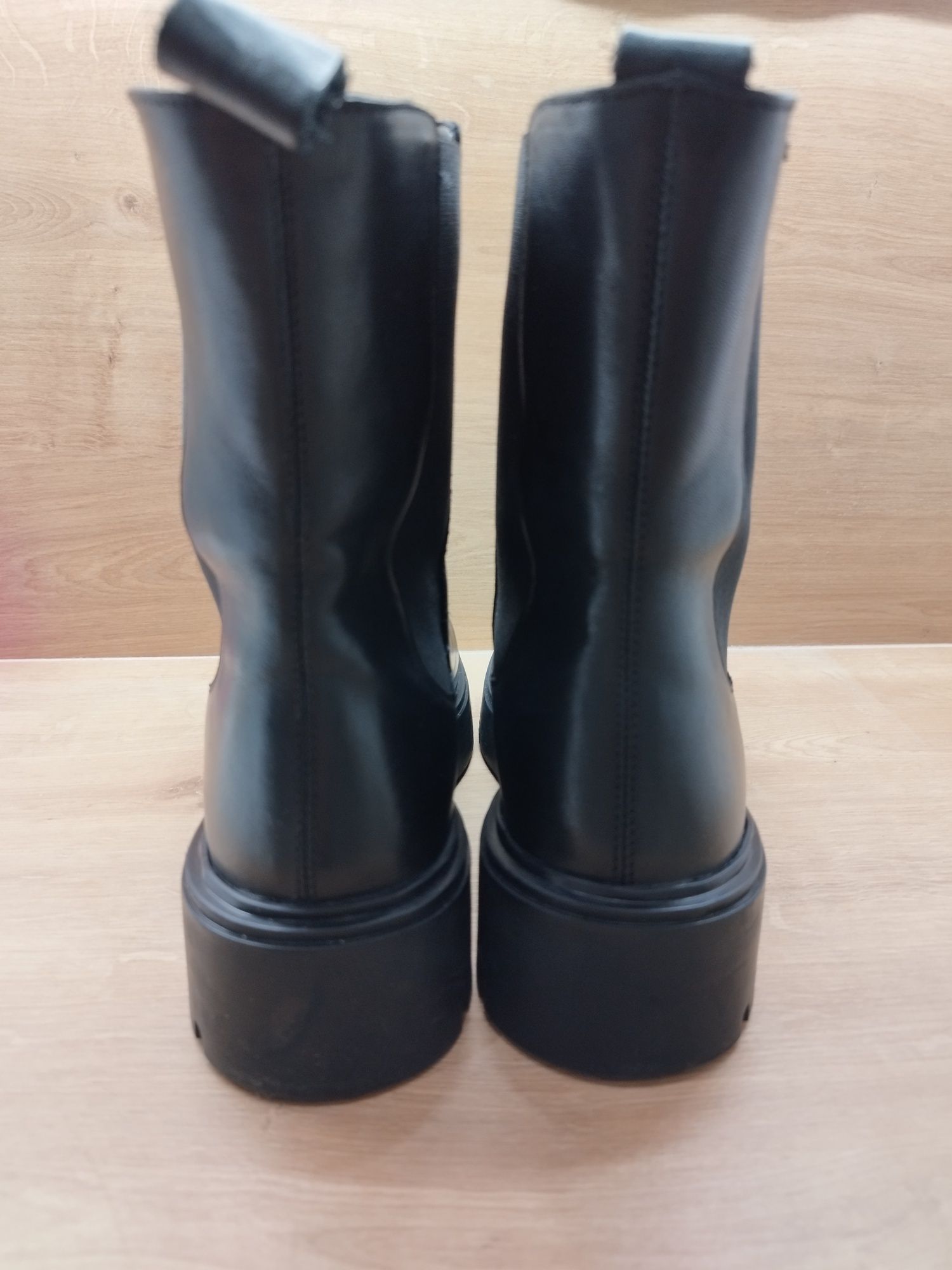 buty Botki czarne Medicine 41