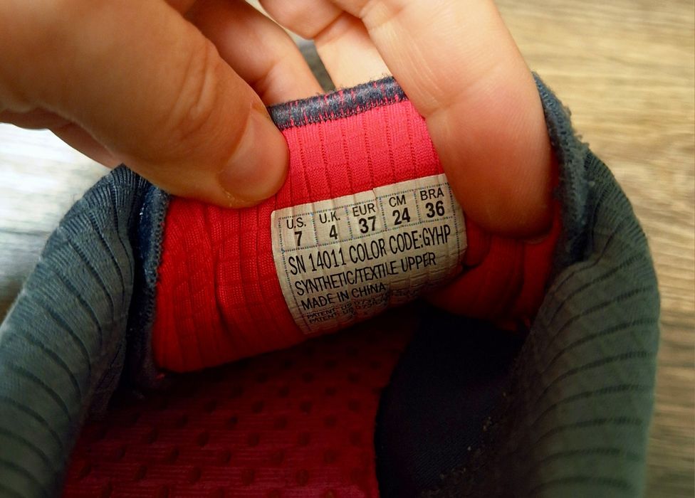 Віддам кросівки розмір 37.5