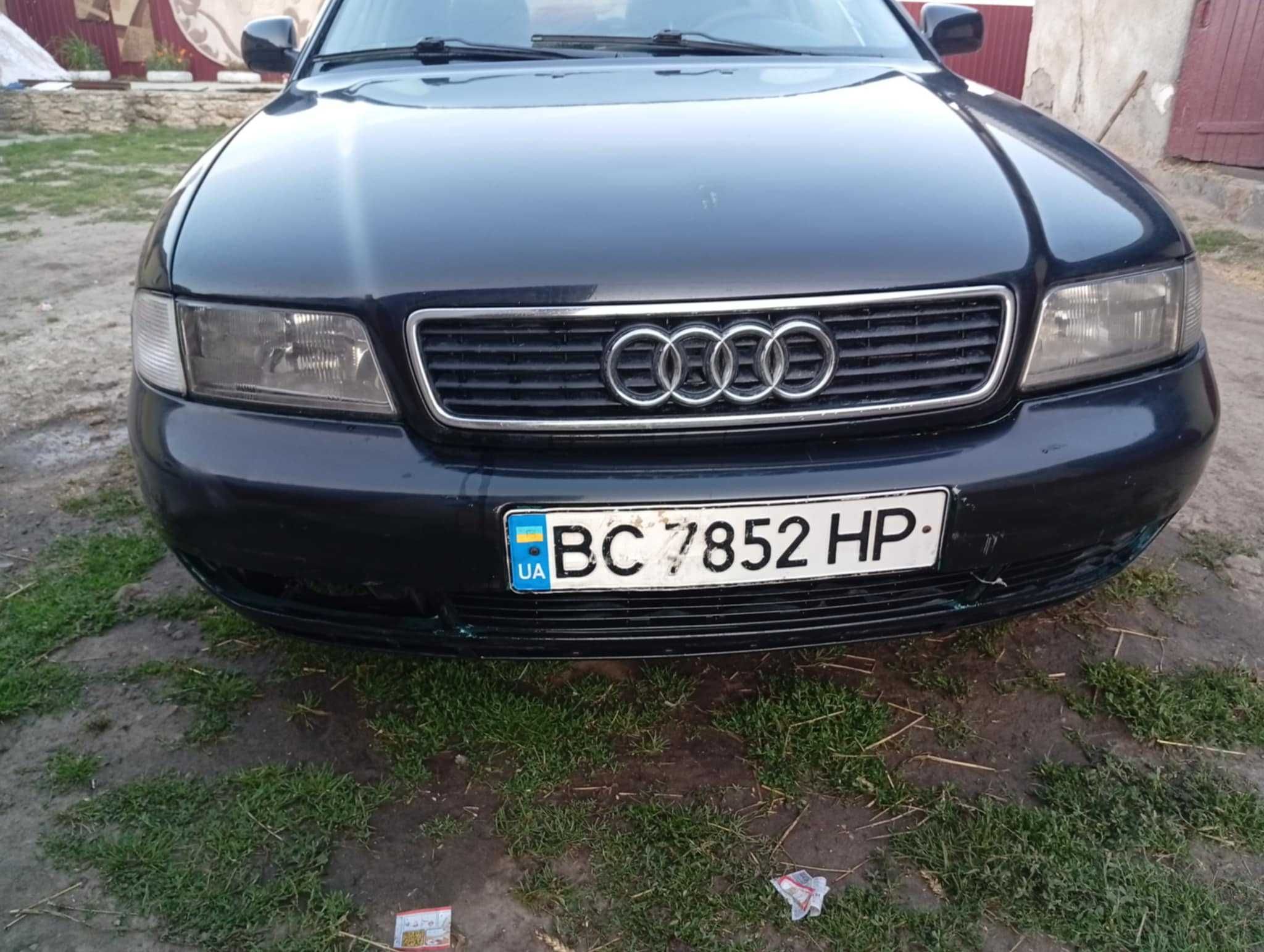 Автомобіль ауді А4 б5