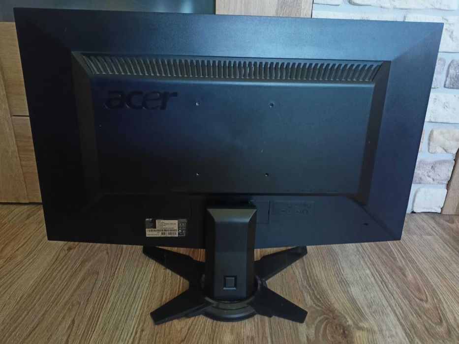 Monitor acer G245H