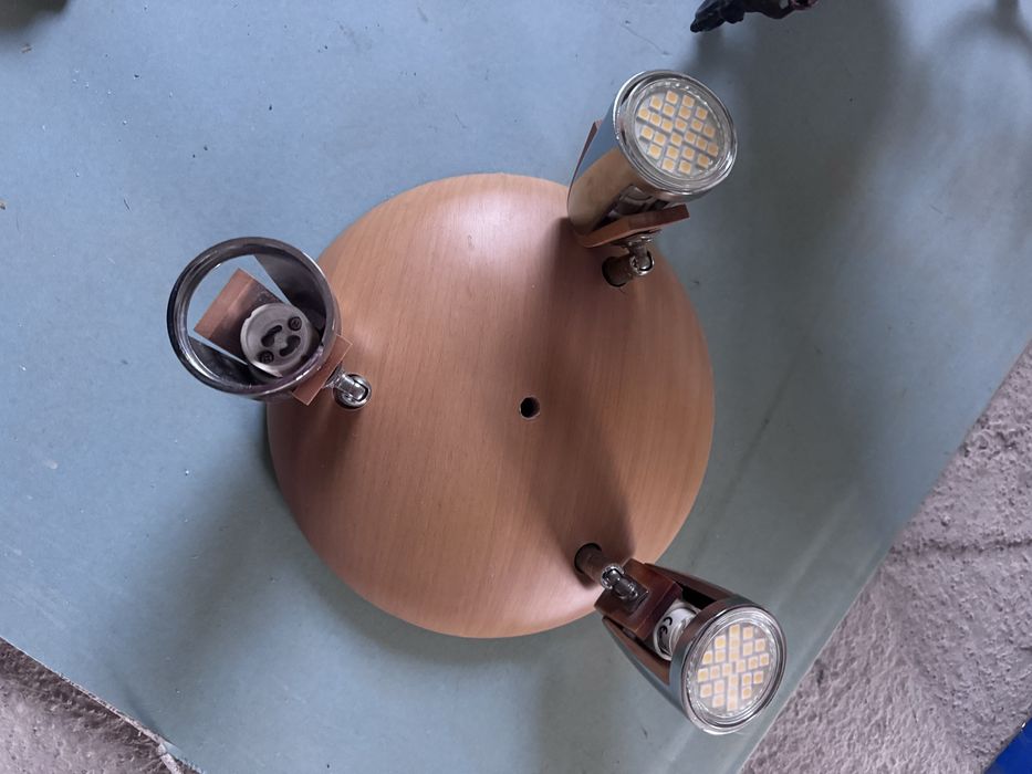 Plafon - oswietlenie przysufitowe